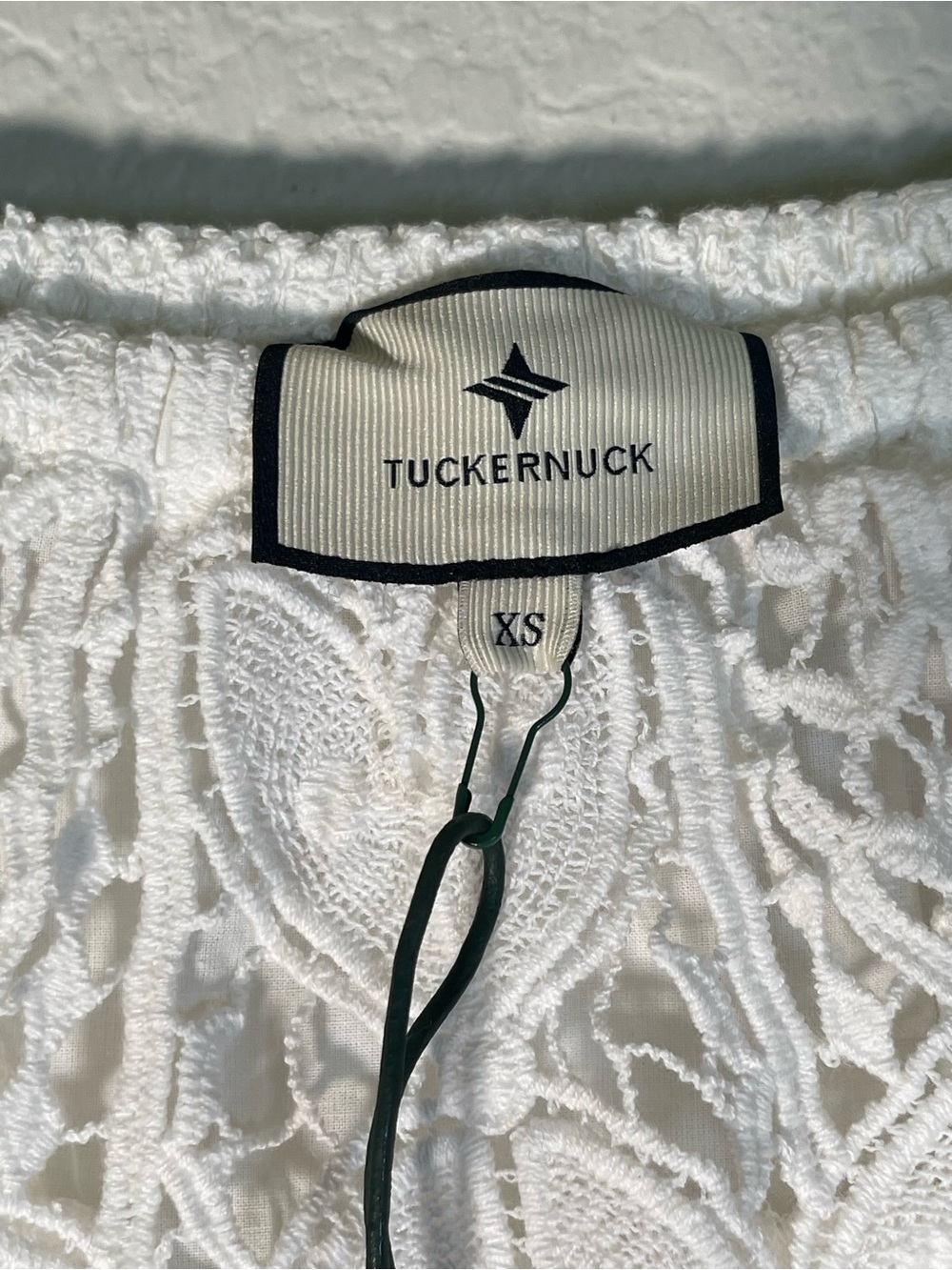 Tuckernuck Avalon Crochet Dress Womens XS White Lace Off-Shoulder NWT - Picture 7 of 15